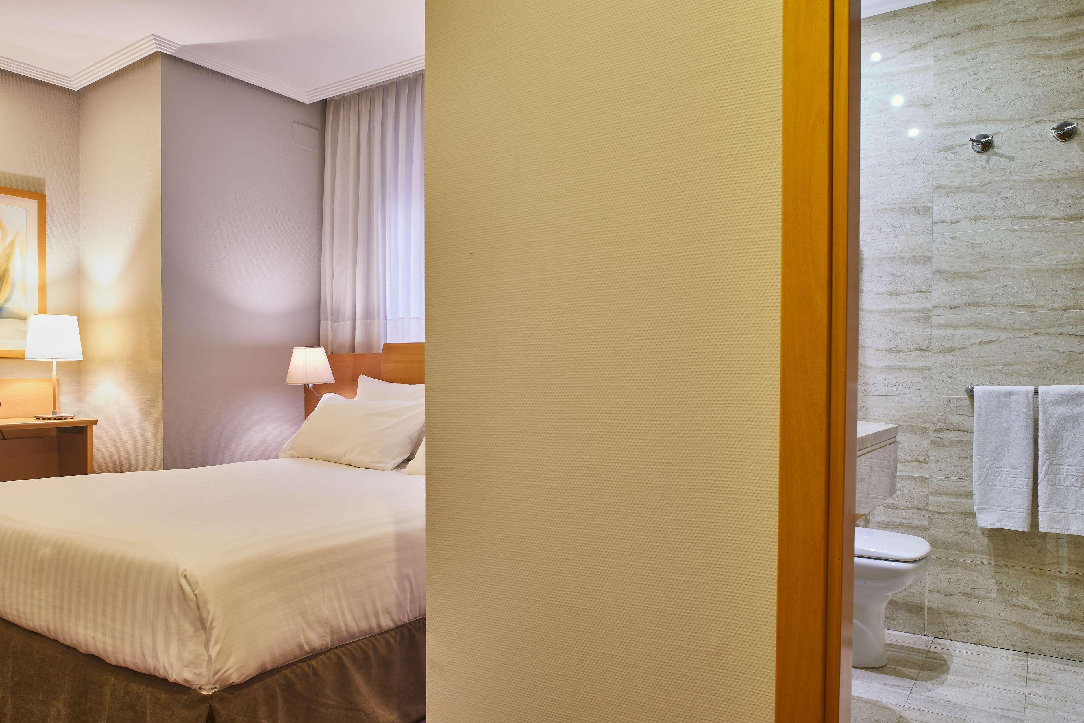 Silken Alfonso X Hotel Cidade Real Exterior foto