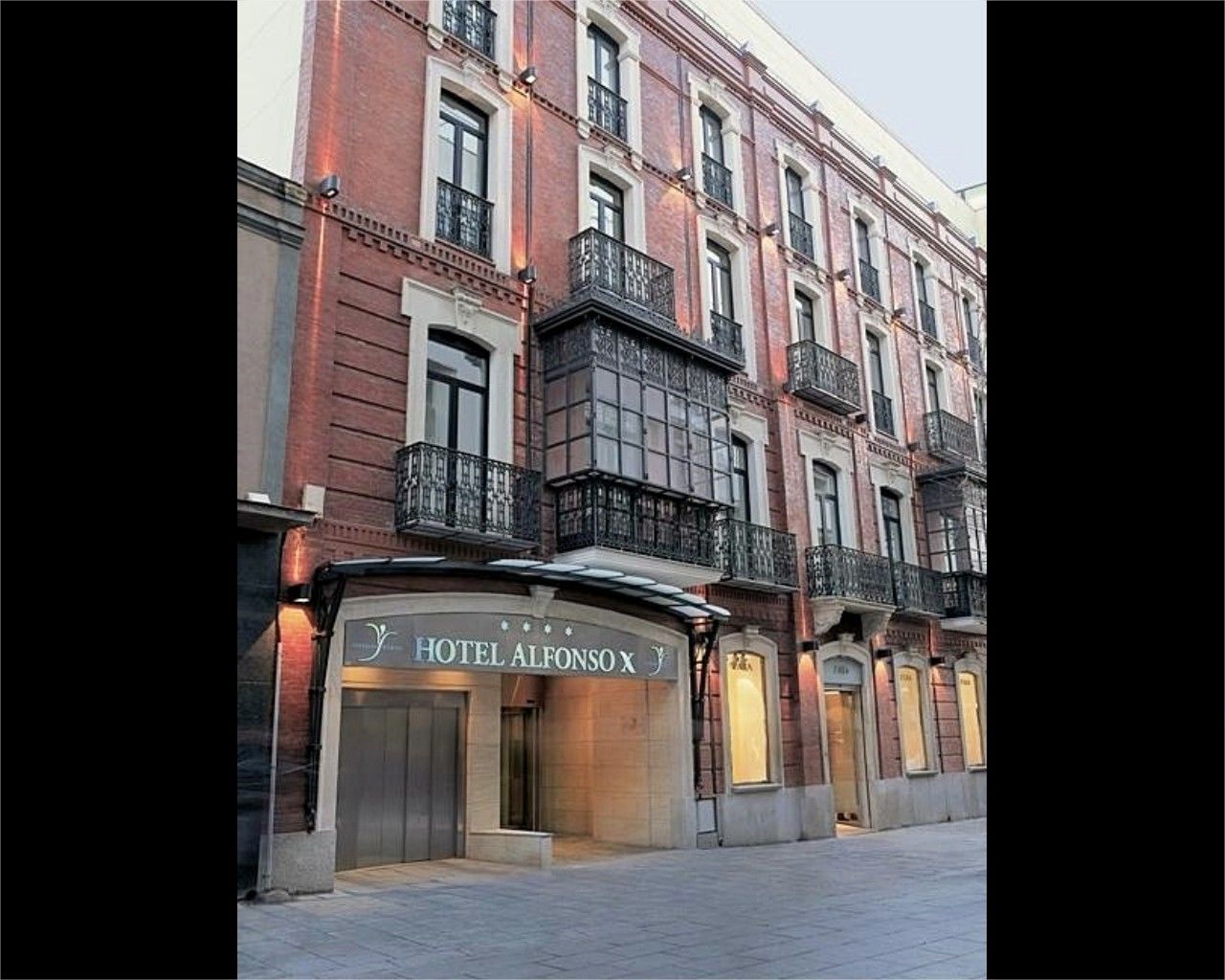 Silken Alfonso X Hotel Cidade Real Exterior foto